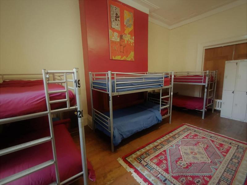Embassie Backpackers Liverpool - Oda