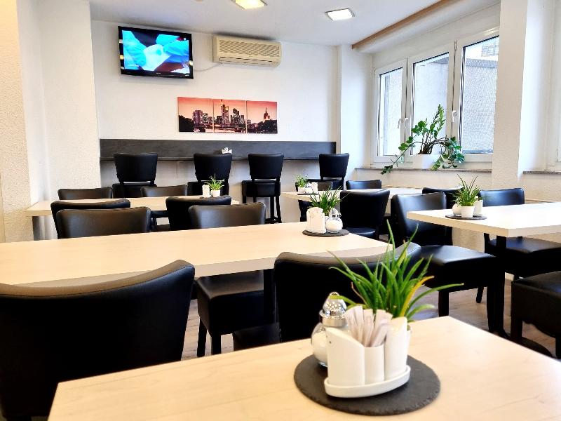 Adler Hotel Frankfurt - Lobi