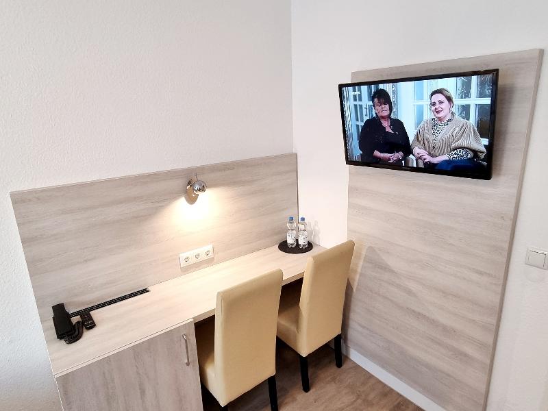 Adler Hotel Frankfurt - Oda
