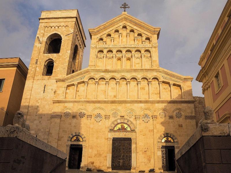 Petrarca Venti Rooms - Genel