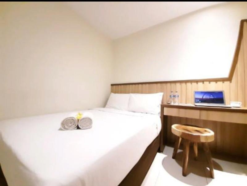 Hotel Pantes Pekojan Semarang - Lobi