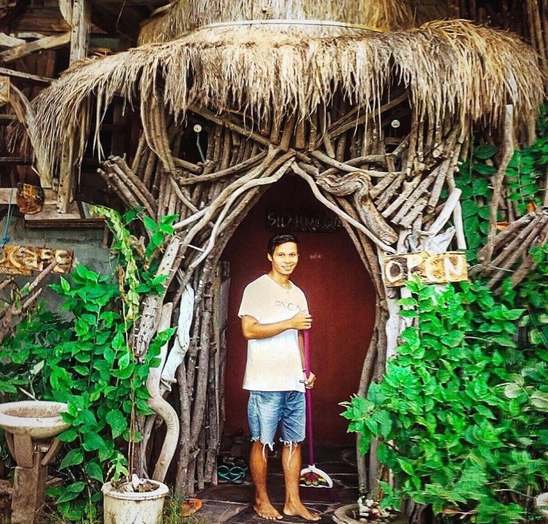 The Rabbit Tree - Hostel - Genel