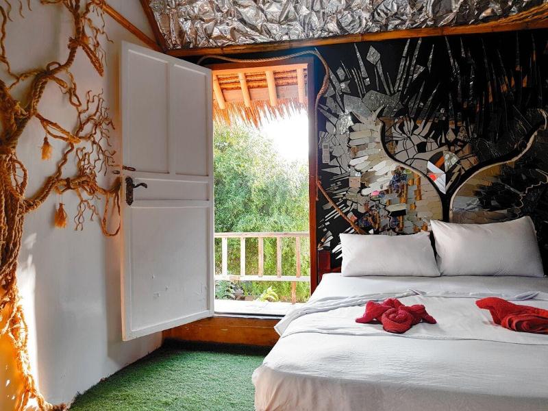 The Rabbit Tree - Hostel - Oda