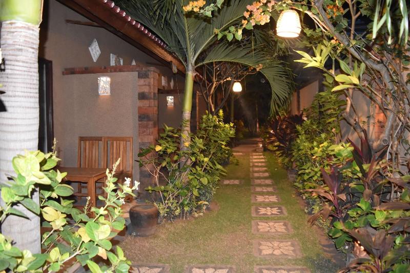 Menjangan Homestay - Oda