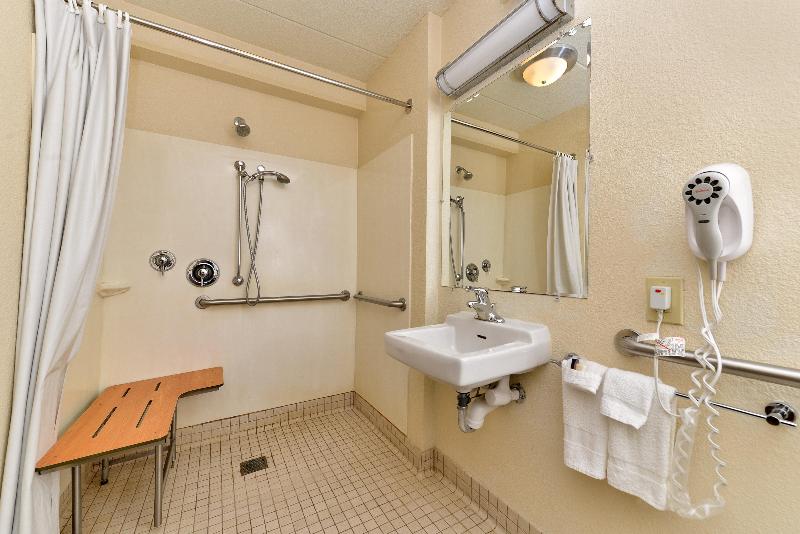 Red Roof PLUS+ Secaucus - Meadowlands - NYC - Aktivite