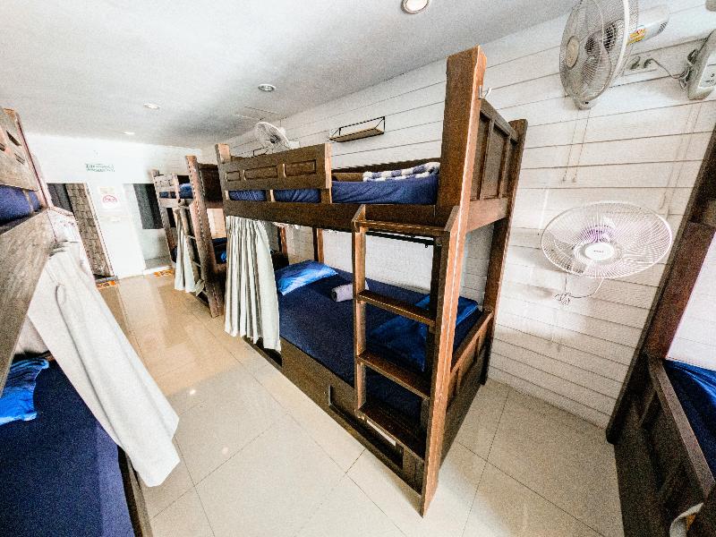 Back Home Backpackers - Hostel - Oda