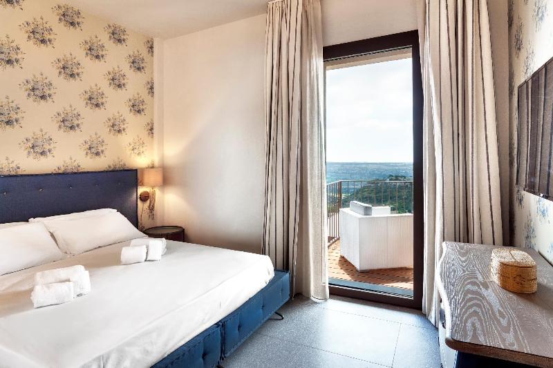Relais Chiaramonte - Genel