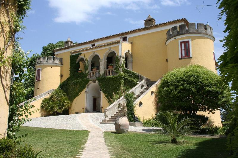 Castello Di Serragiumenta - Genel