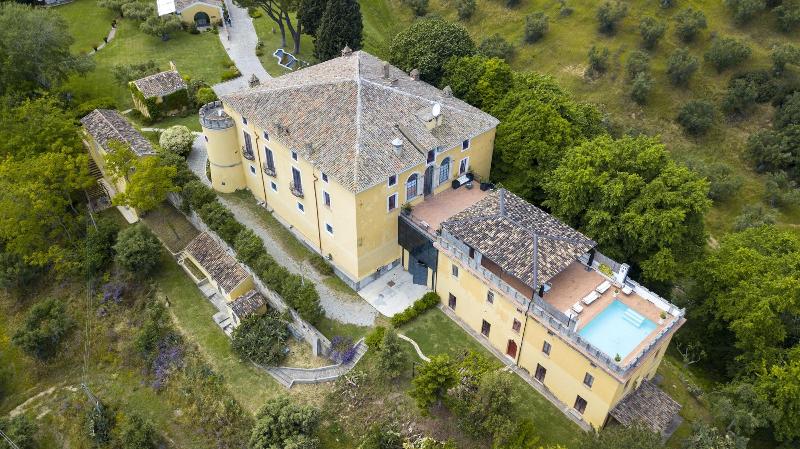 Castello Di Serragiumenta - Genel
