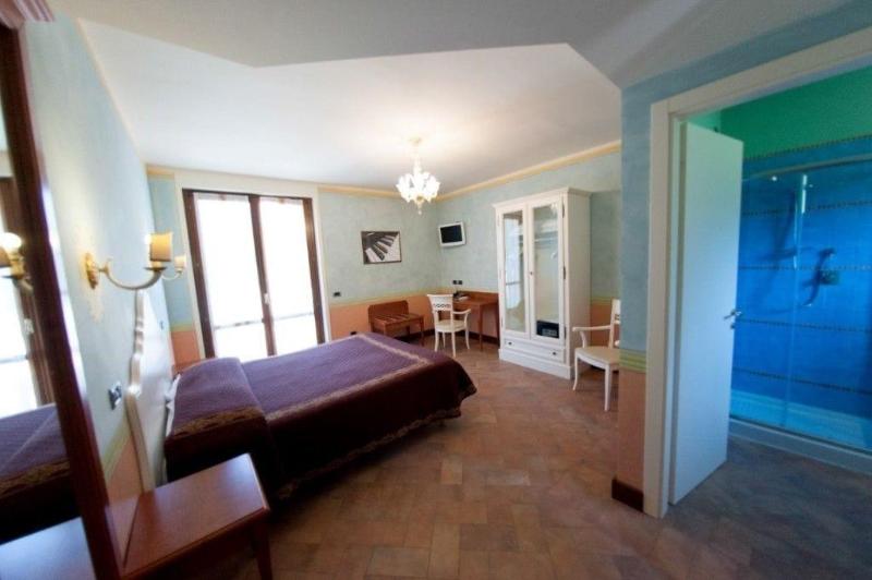 Valle Rosa Country House - Oda