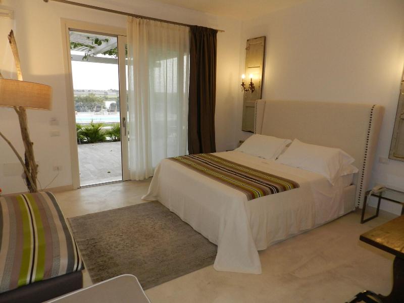 Scilla Maris Charming Suites-Restaurant - Oda