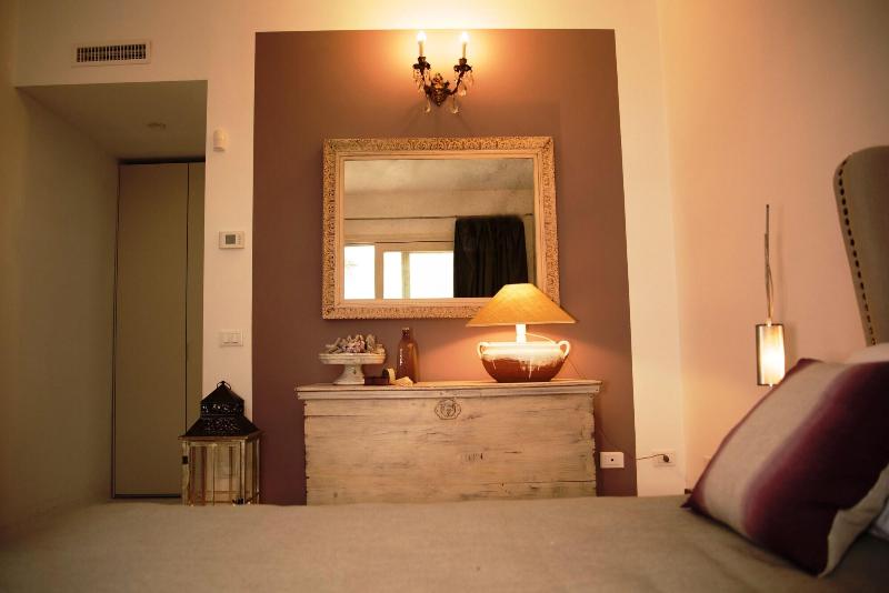 Scilla Maris Charming Suites-Restaurant - Oda