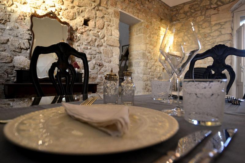 Scilla Maris Charming Suites-Restaurant - Restoran