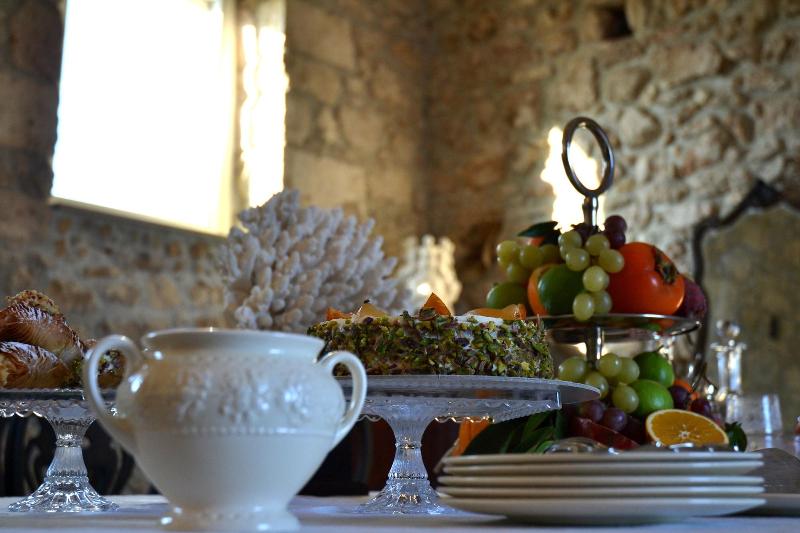 Scilla Maris Charming Suites-Restaurant - Restoran