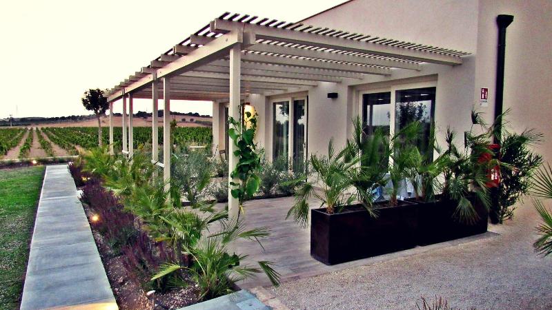 Scilla Maris Charming Suites-Restaurant - Teras