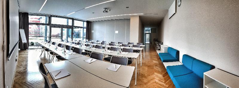 Holiday Inn Prague Airport - Toplantı