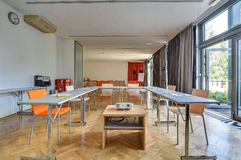 Holiday Inn Prague Airport - Toplantı