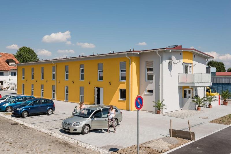 Motel Einstein Erding - Genel