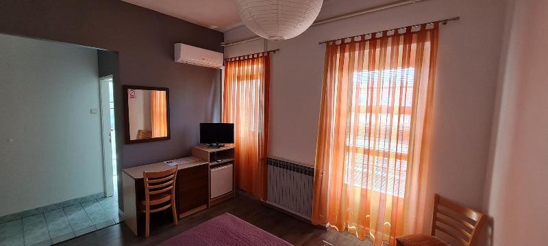 Rooms Lara - Oda