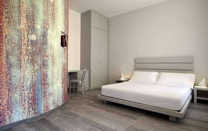 La Chambre Milano - Genel