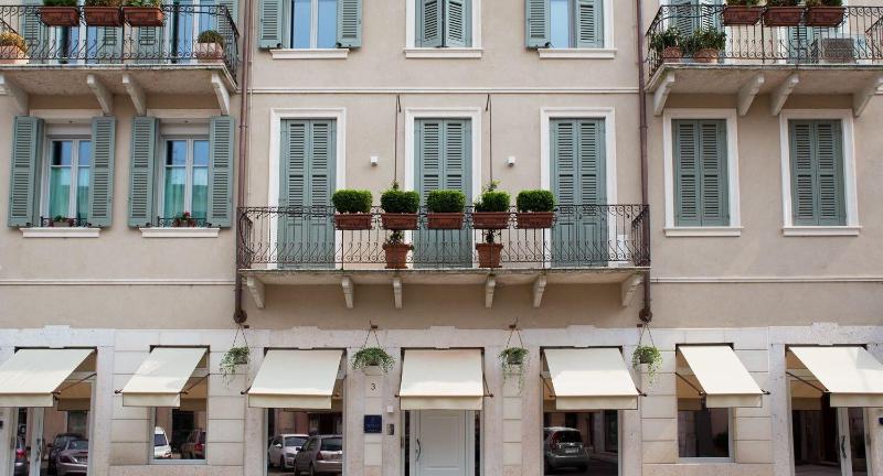 Cinque Luxury Rooms - Genel