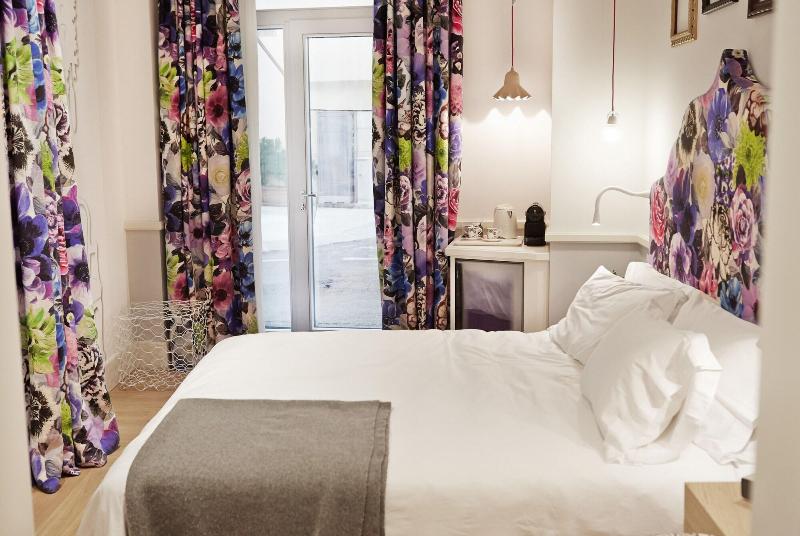 Cinque Luxury Rooms - Oda