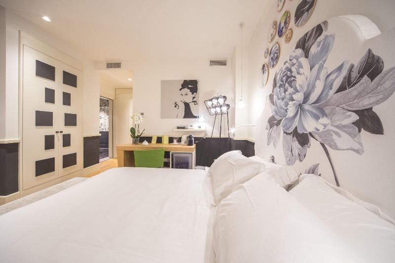 Cinque Luxury Rooms - Oda