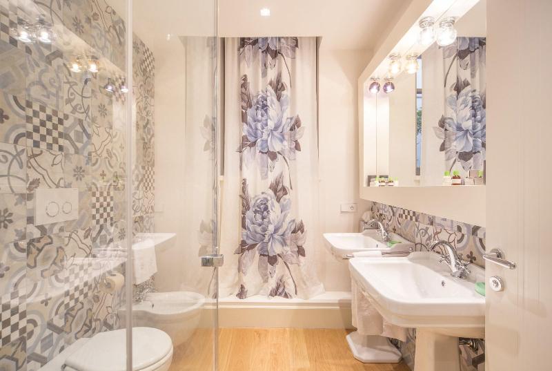Cinque Luxury Rooms - Oda