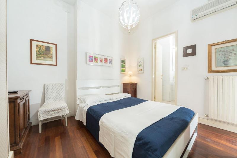 Cristina Rossi Bed And Breakfast - Oda