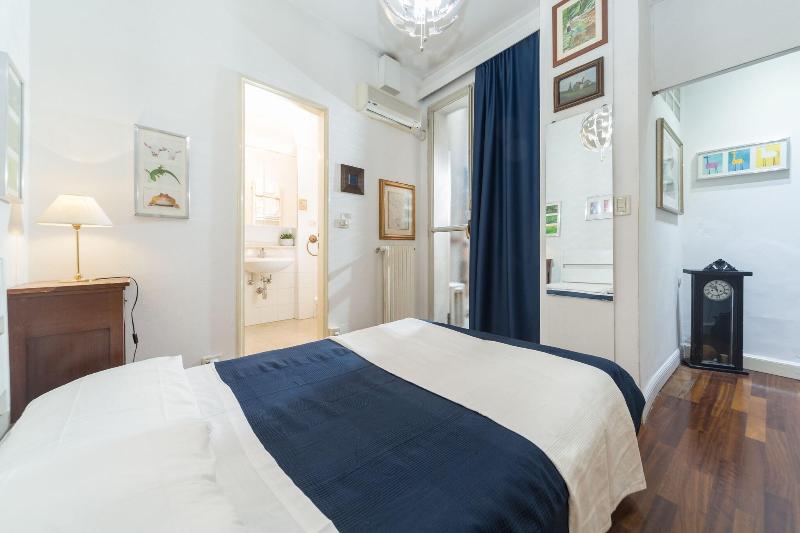 Cristina Rossi Bed And Breakfast - Oda