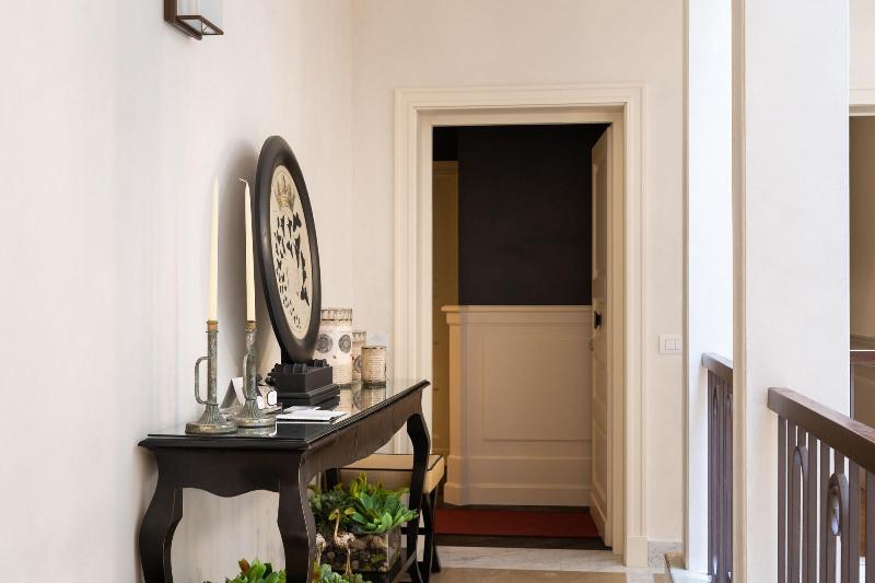Corte Calzaiuoli Elegant Suites - Lobi