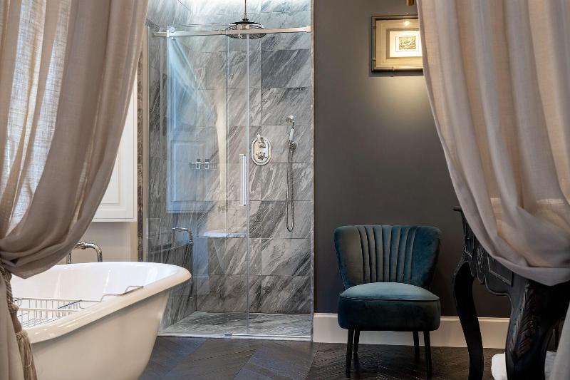 Corte Calzaiuoli Elegant Suites - Oda