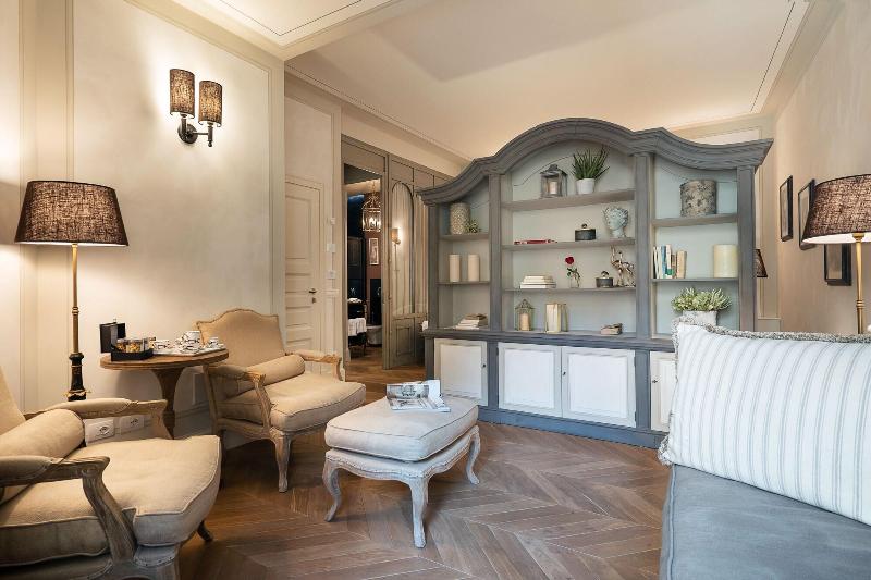 Corte Calzaiuoli Elegant Suites - Oda