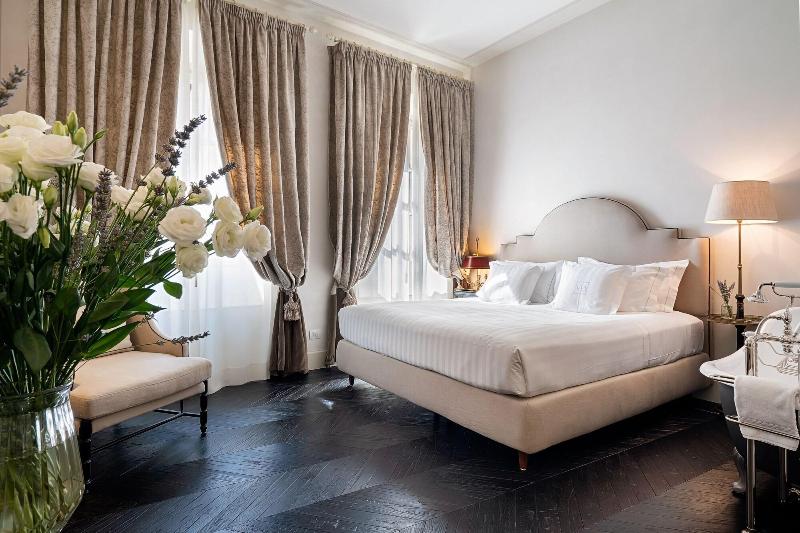 Corte Calzaiuoli Elegant Suites - Oda