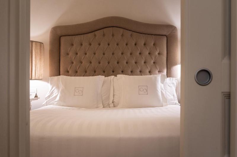 Corte Calzaiuoli Elegant Suites - Oda