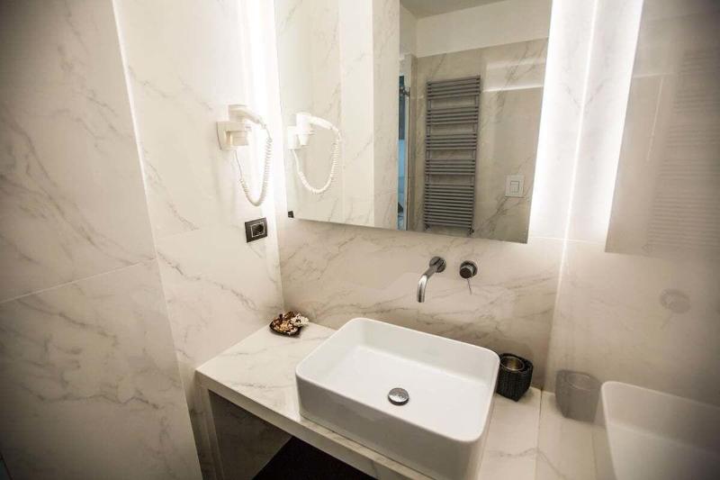 The Boutique Napoli Suite - Oda