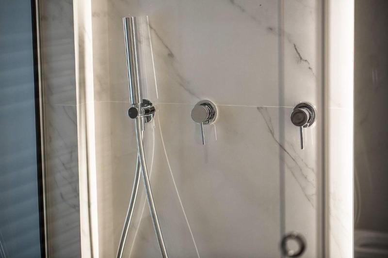 The Boutique Napoli Suite - Oda