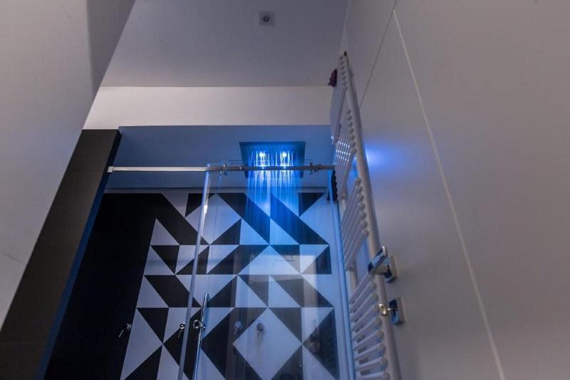 The Boutique Napoli Suite - Oda