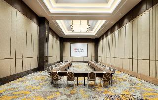Hilton Garden Inn Jakarta Taman Palem fotoÄŸrafÄ±