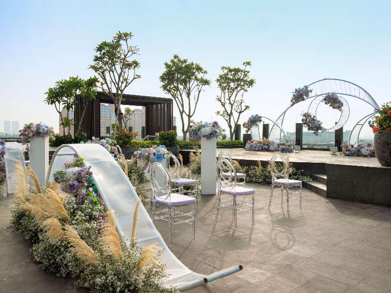 Hilton Garden Inn Jakarta Taman Palem - Toplantı