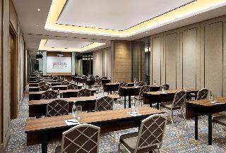 Hilton Garden Inn Jakarta Taman Palem fotoÄŸrafÄ±