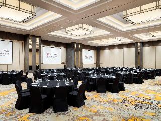 Hilton Garden Inn Jakarta Taman Palem fotoÄŸrafÄ±