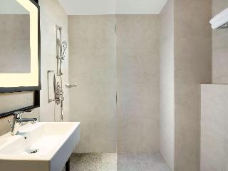 Hilton Garden Inn Jakarta Taman Palem fotoÄŸrafÄ±