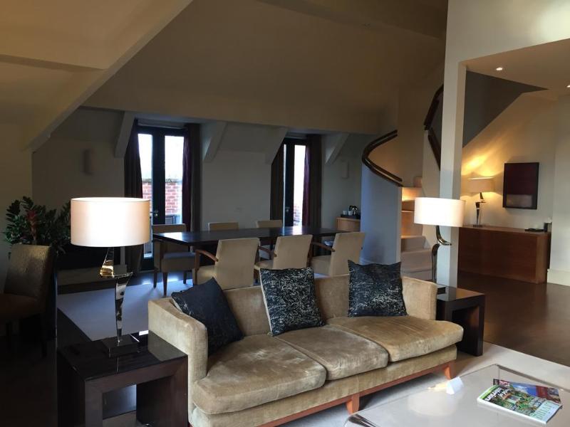 Aldwark Manor - Genel