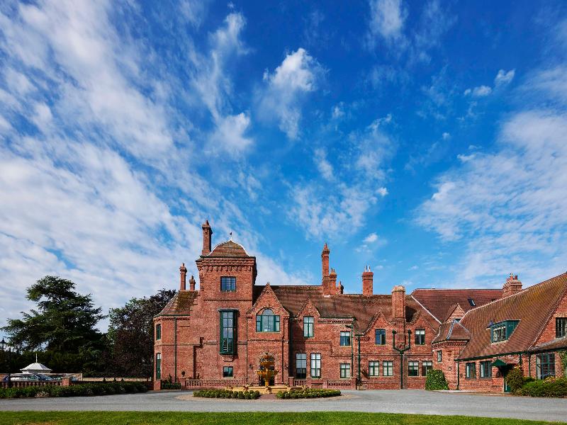 Aldwark Manor - Genel