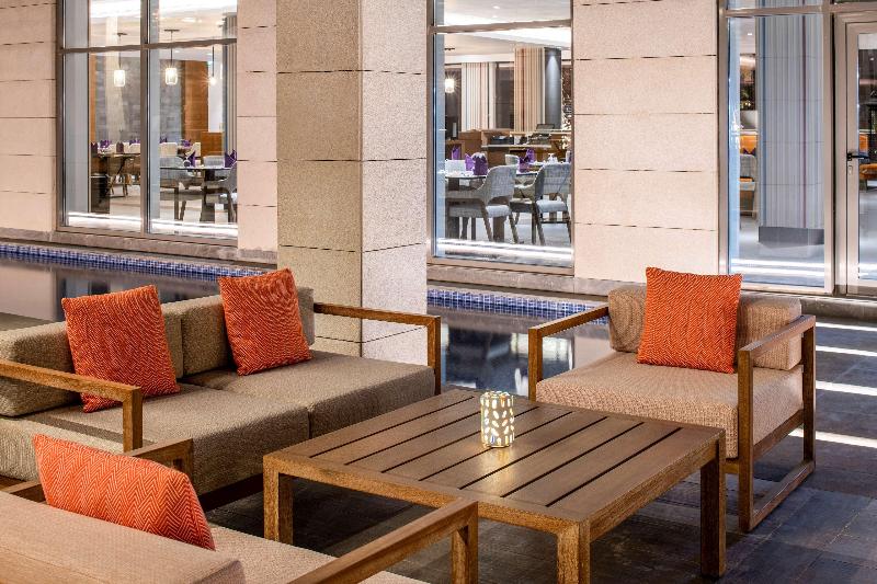 DoubleTree by Hilton Riyadh Financial District - Restoran