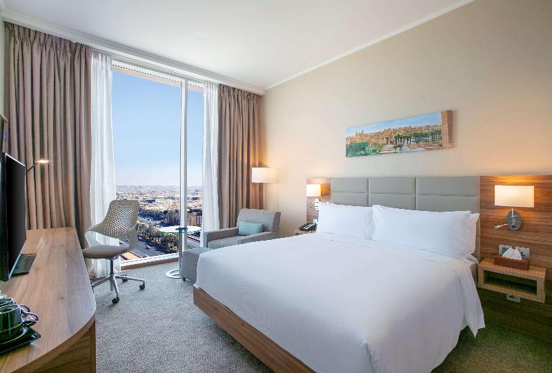 Hilton Garden Inn Riyadh Financial District - Oda