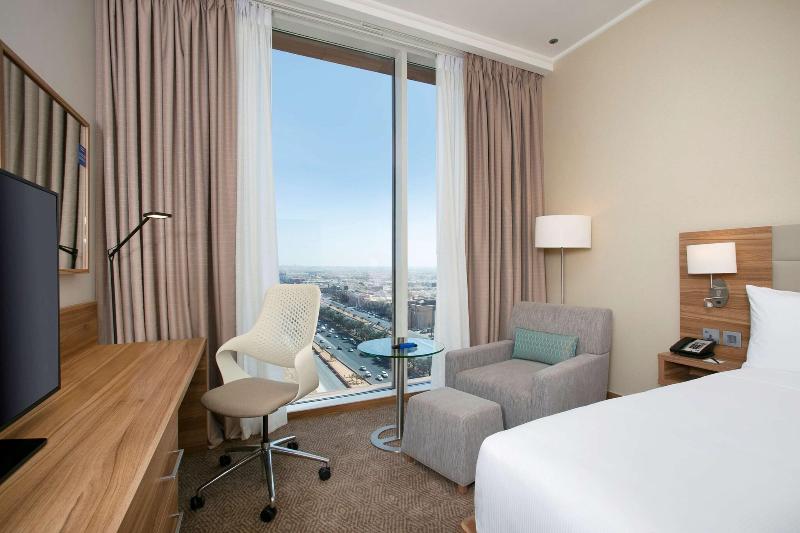 Hilton Garden Inn Riyadh Financial District - Oda