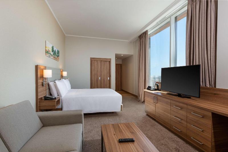 Hilton Garden Inn Riyadh Financial District - Oda