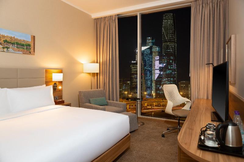 Hilton Garden Inn Riyadh Financial District - Oda